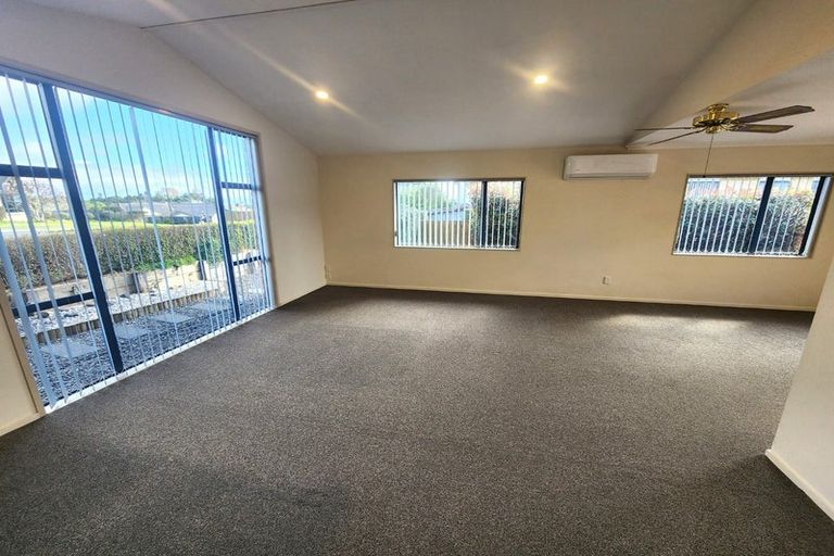 Photo of property in 45 Oteki Park Drive, Welcome Bay, Tauranga, 3112