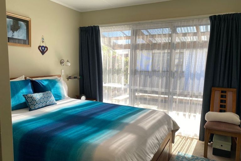 Photo of property in 33 West Crescent, Te Puru, Thames, 3575