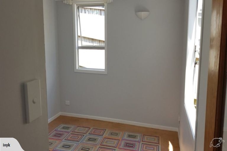 Photo of property in 98 Litten Road, Cockle Bay, Auckland, 2014