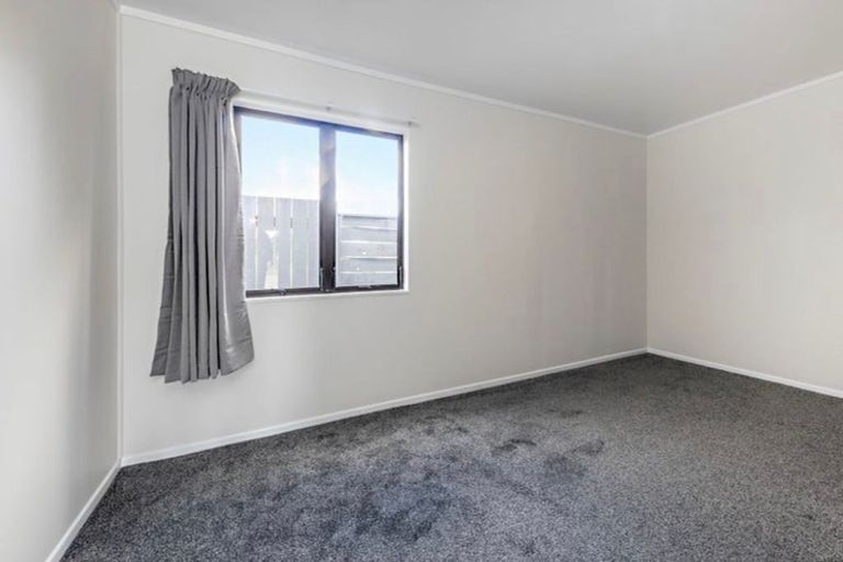 Photo of property in 24 President Avenue, Papakura, 2110