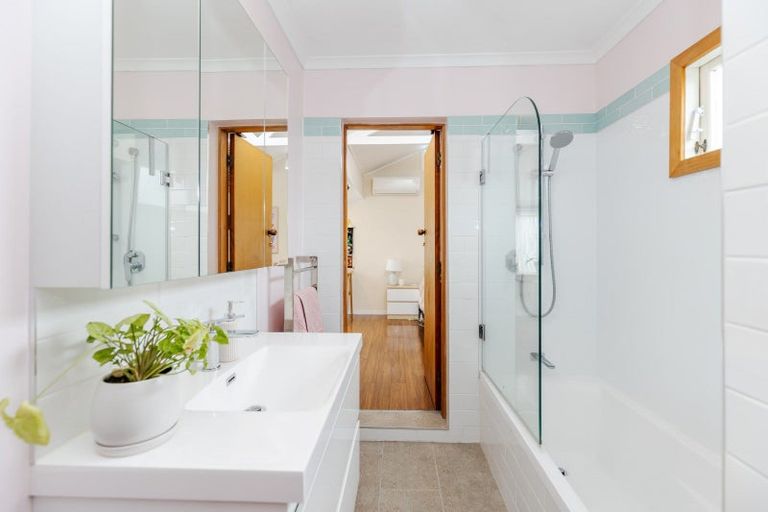 Photo of property in 32 Marshall Street, Fairfield, Hamilton, 3214