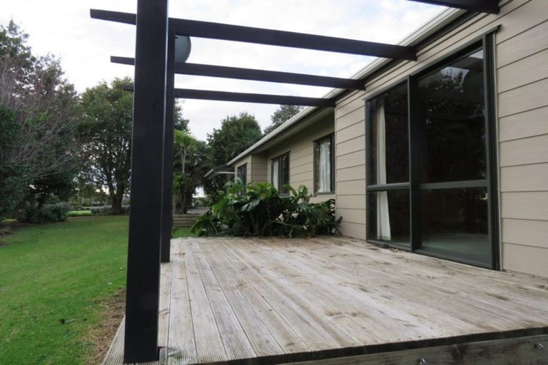 Photo of property in 1 Rarere Terrace, Kerikeri, 0230