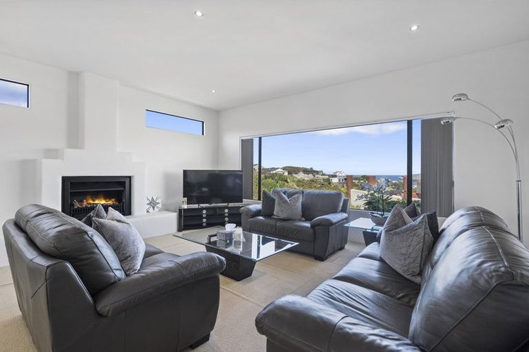 Photo of property in 25 Jordan Street, Island Bay, Wellington, 6023