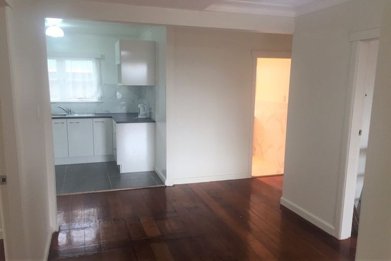 Photo of property in 2/22 Browns Road, Manurewa, Auckland, 2102