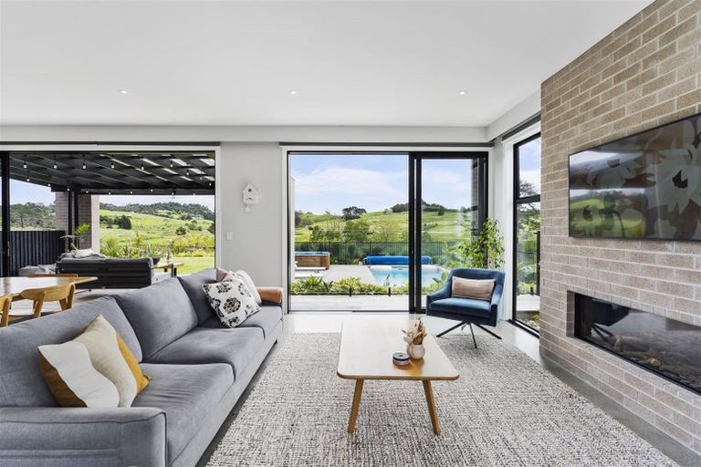 Photo of property in 49 Grayson Road, Wainui, Silverdale, 0992