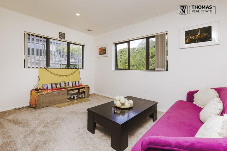 Photo of property in 38a Vireya Court, Goodwood Heights, Auckland, 2105