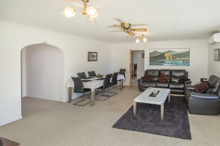 Photo of property in 2 Vickery Street, Kaiapoi, 7630