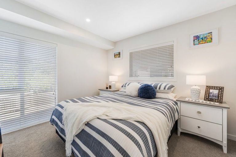 Photo of property in 1/7 Tuscan Place, Half Moon Bay, Auckland, 2012