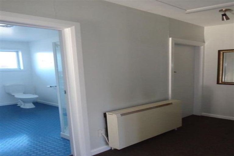 Photo of property in 7a Memorial Avenue, Ilam, Christchurch, 8053