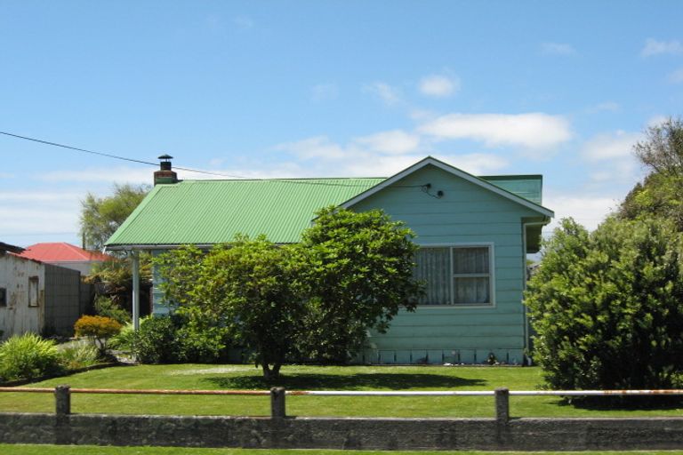 Photo of property in 59 Romilly Street, Westport, 7825