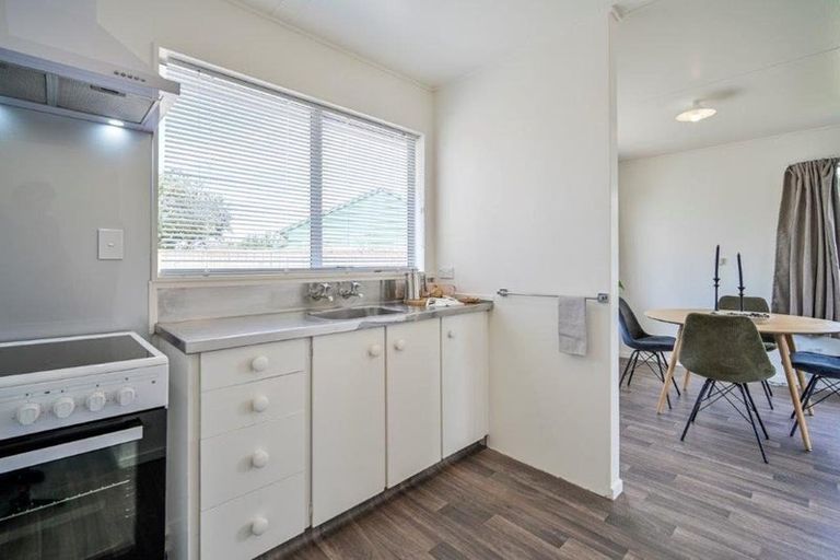 Photo of property in 32 Ramsey Crescent, Flaxmere, Hastings, 4120