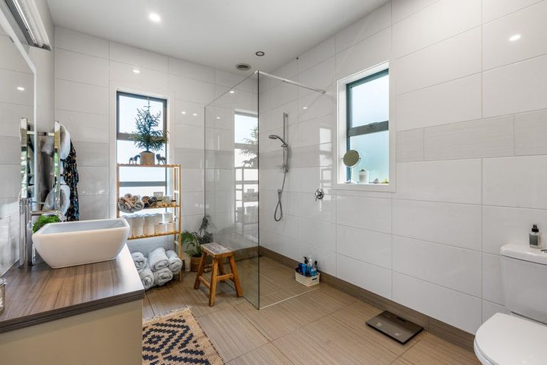 Photo of property in 32 Tirohanga Road, North Taieri, Mosgiel, 9092