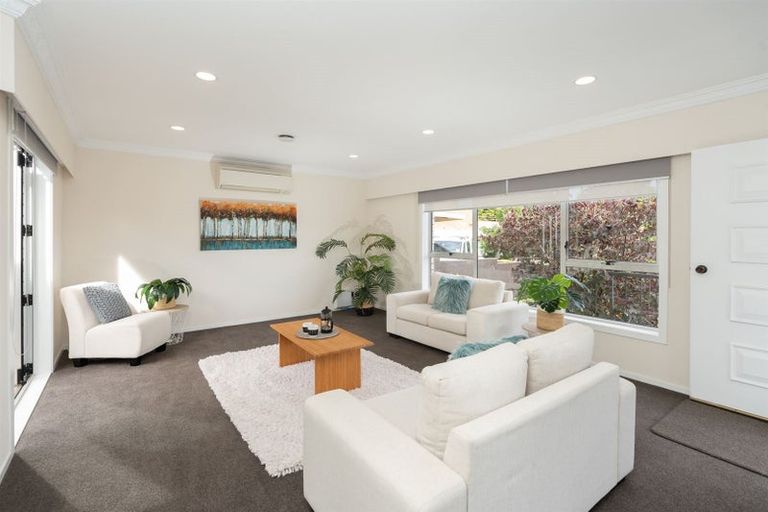 Photo of property in 10 Leyton Place, Nawton, Hamilton, 3200