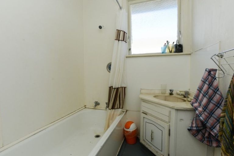 Photo of property in 409 Kotuku Street, Camberley, Hastings, 4120