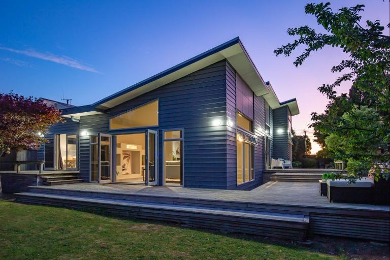 Photo of property in 9 Macarthur Street, Levin, 5510