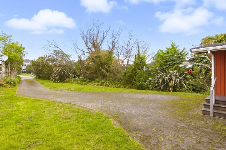 Photo of property in 61 Ocean Road, Paraparaumu Beach, Paraparaumu, 5032