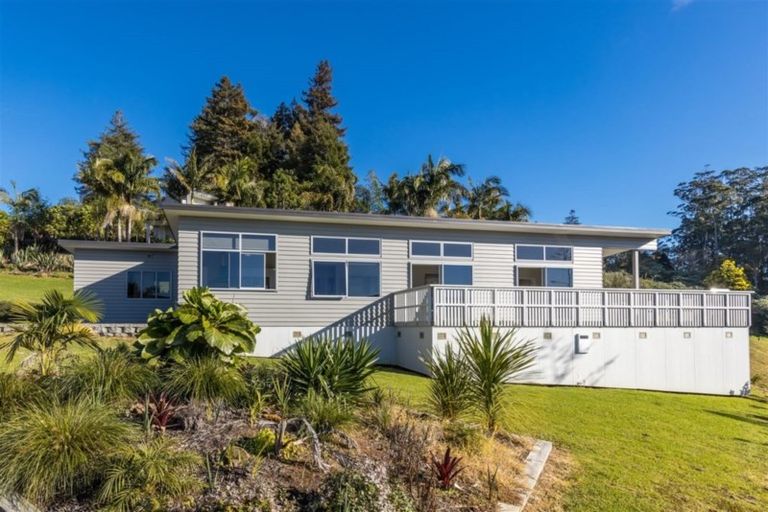 Photo of property in 9 Alderton Drive, Kerikeri, 0230
