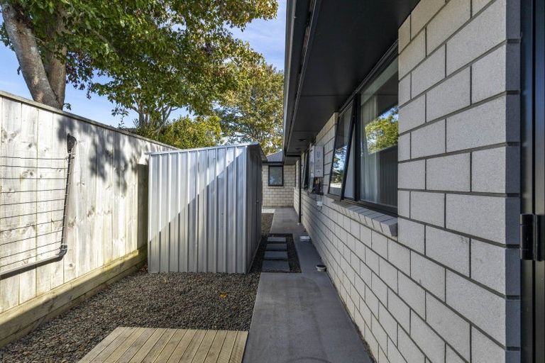 Photo of property in 39 Aratapu Street, Waitara, 4320