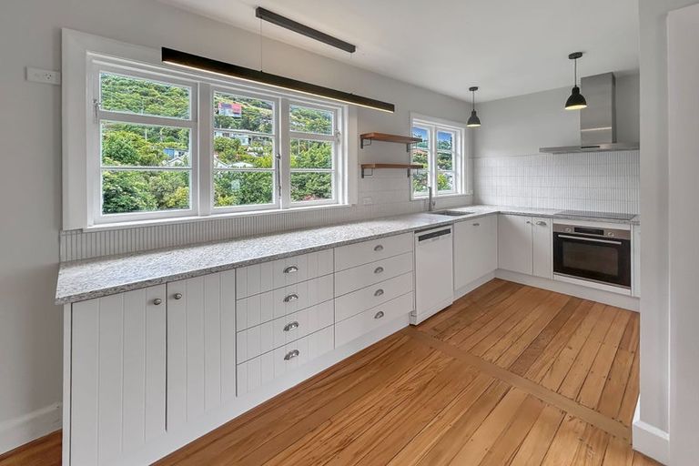 Photo of property in 78 Saint Davids Street, Lyttelton, 8082