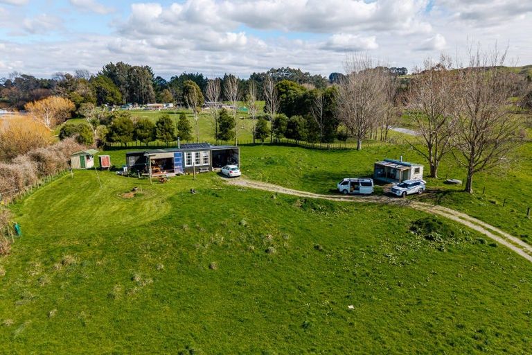 Photo of property in 180 Pukemiku Road, Mangamutu, Pahiatua, 4983