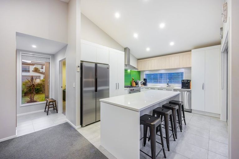 Photo of property in 3 Greenlink Rise, Long Bay, Auckland, 0630