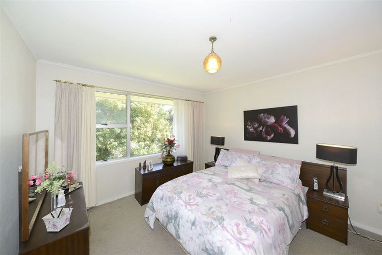 Photo of property in 50 Kent Lodge Avenue, Avonhead, Christchurch, 8042