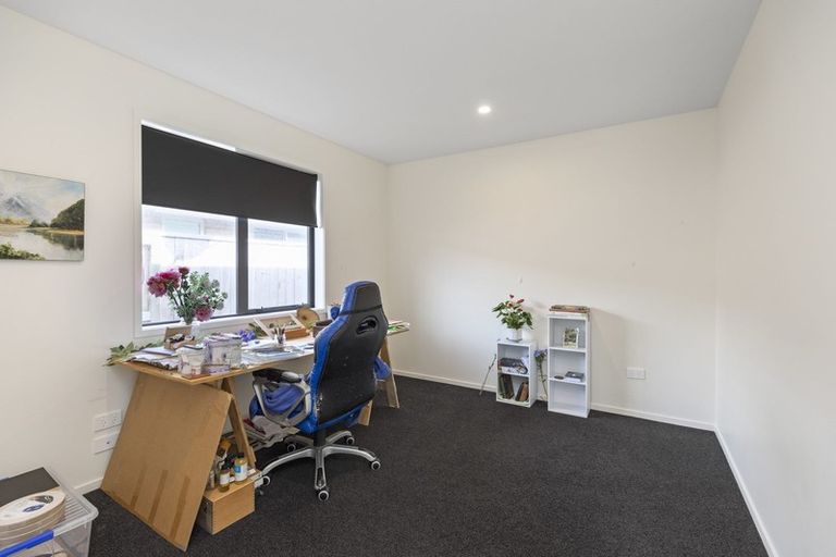 Photo of property in 27 Livingstone Drive, Papamoa Beach, Papamoa, 3118