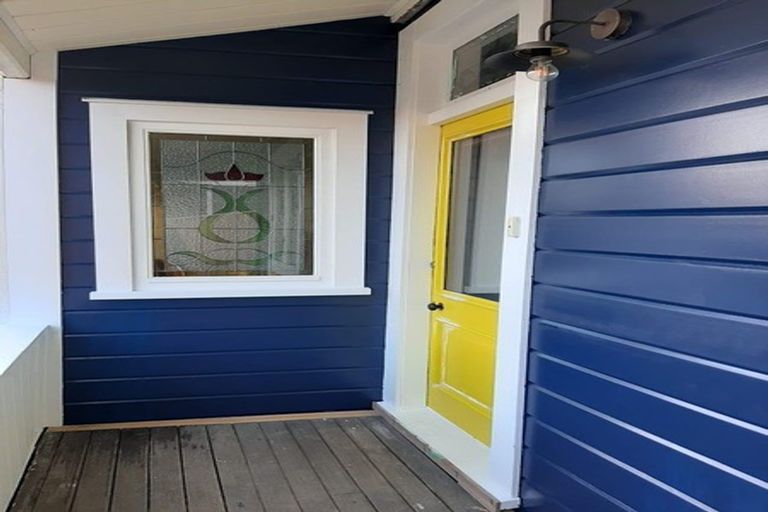 Photo of property in 34 Exeter Street, Lyttelton, 8082