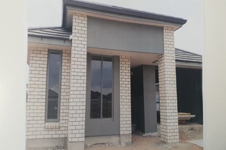 Photo of property in 24 Tiria Drive, Papamoa Beach, Papamoa, 3118