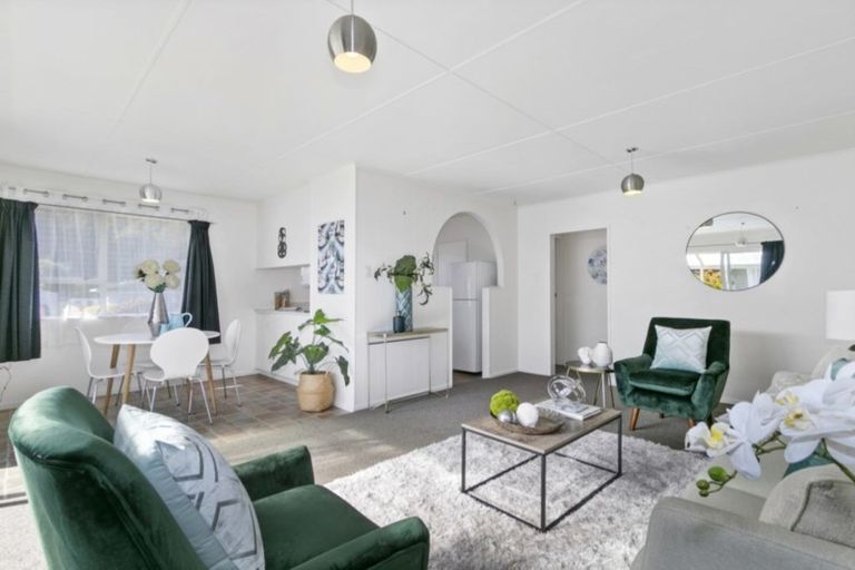 Photo of property in 321a Wellington Road, Wainuiomata, Lower Hutt, 5014