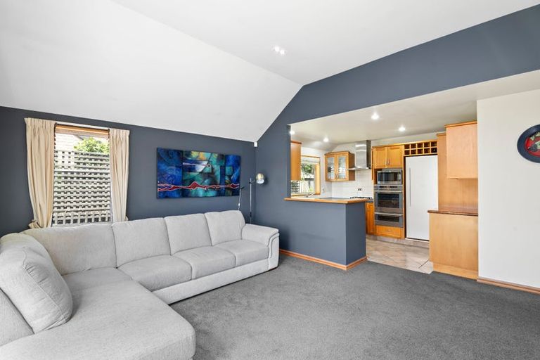 Photo of property in 1 Elmwood Road, Strowan, Christchurch, 8052