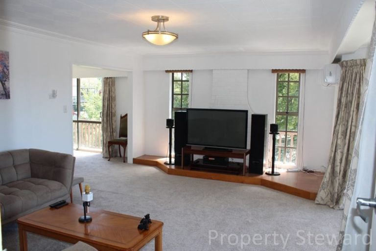 Photo of property in 2 Alfred Place, Fairfield, Dunedin, 9018