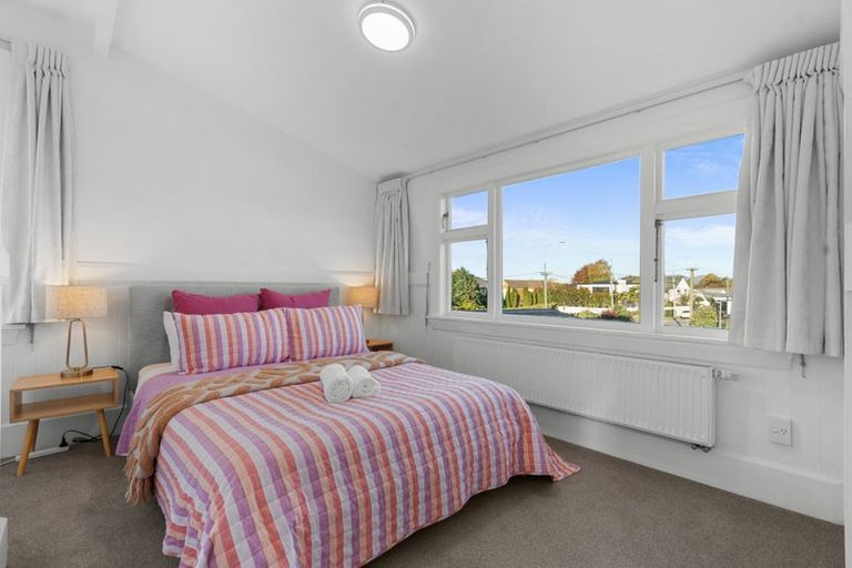 Photo of property in 31 Kotare Street, Fendalton, Christchurch, 8041