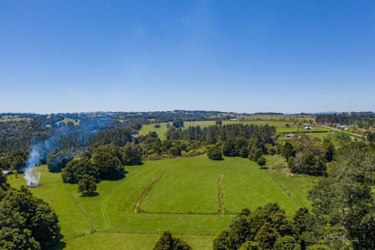 Photo of property in 16 Otaere Road, Okaihau, 0475