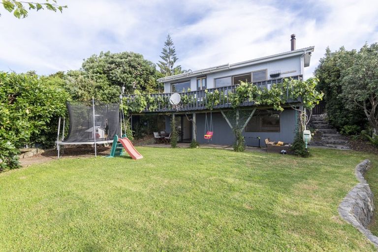 Photo of property in 1 Haunui Way, Pukerua Bay, 5026