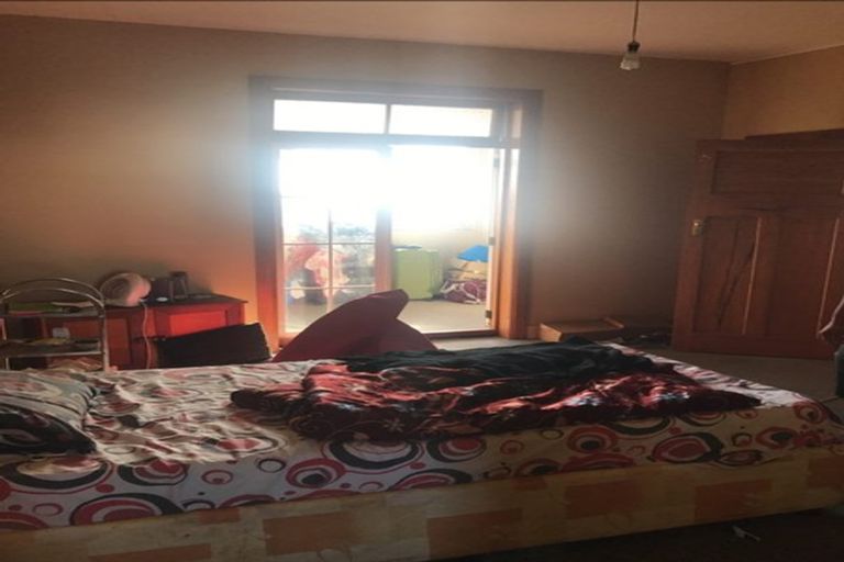 Photo of property in Devonport Apartments, 36/127 Saint Aubyn Street, New Plymouth, 4310