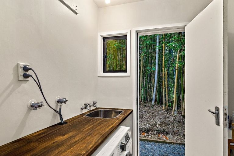 Photo of property in 1/22 Dawnhaven Drive, Te Atatu Peninsula, Auckland, 0610