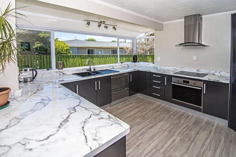 Photo of property in 8a Tararua Street, Masterton, 5810