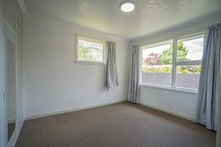 Photo of property in 112a Totara Street, Riccarton, Christchurch, 8041