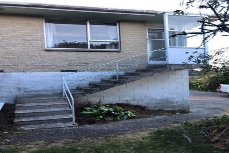 Photo of property in 2/87 Mallard Drive, Selwyn Heights, Rotorua, 3015