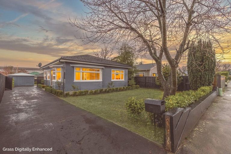 Photo of property in 59 Opawa Road, Waltham, Christchurch, 8023
