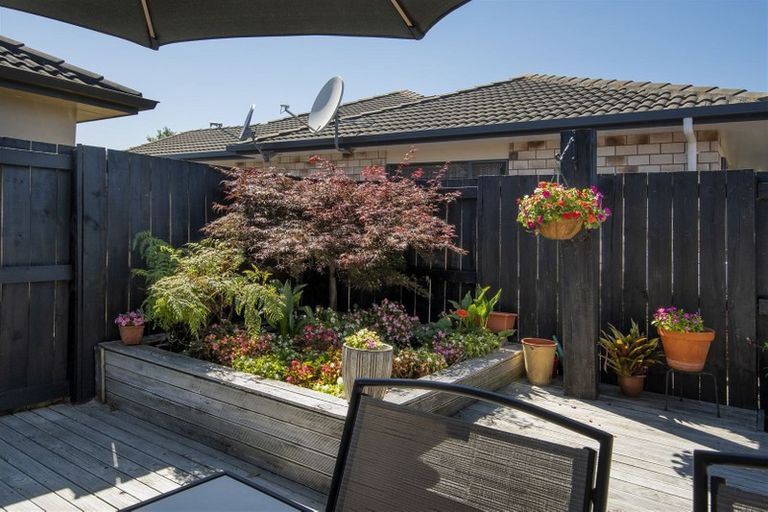 Photo of property in 53 Matene Place, Papamoa Beach, Papamoa, 3118