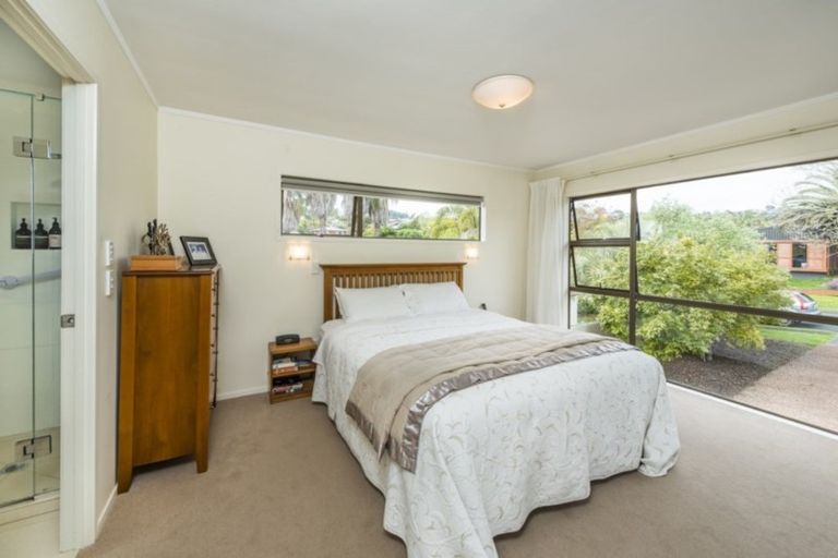 Photo of property in 39 Amante Crescent, Mairangi Bay, Auckland, 0630