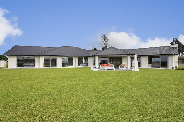 Photo of property in 1513c Kaiaua Road, Mangatangi, Pokeno, 2473