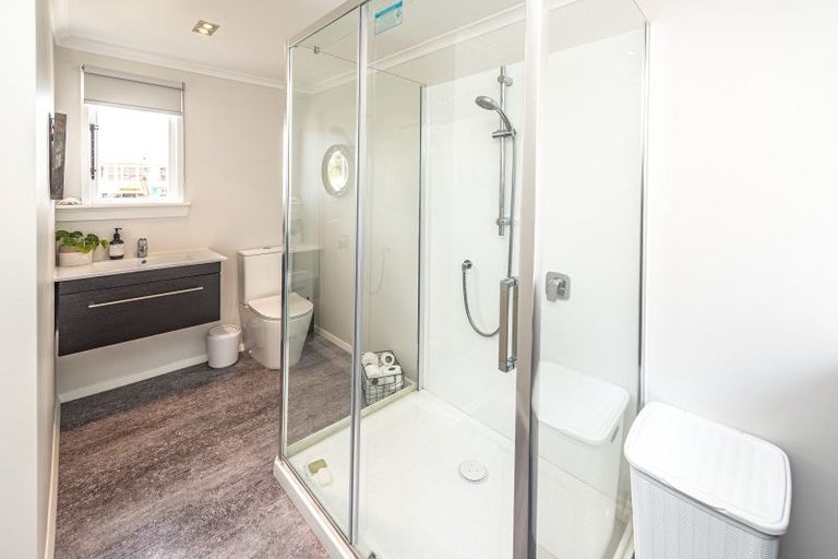 Photo of property in 2c Saint Leonard Street, Saint Johns Hill, Whanganui, 4501