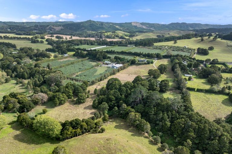 Photo of property in 454 Ngunguru Road, Glenbervie, Whangarei, 0173