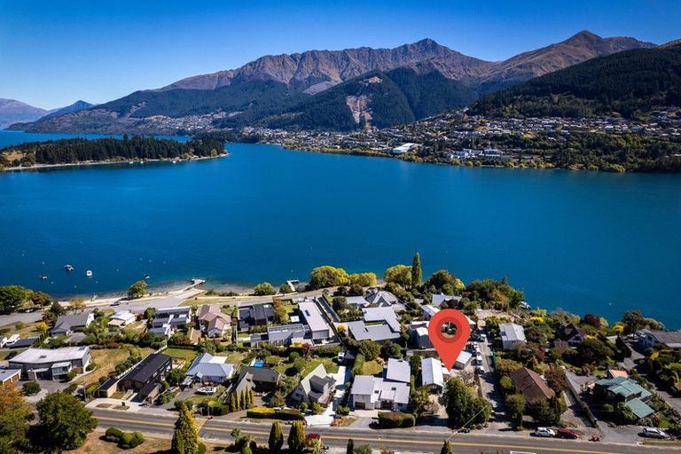 Photo of property in 493 Peninsula Road, Kelvin Heights, Queenstown, 9300