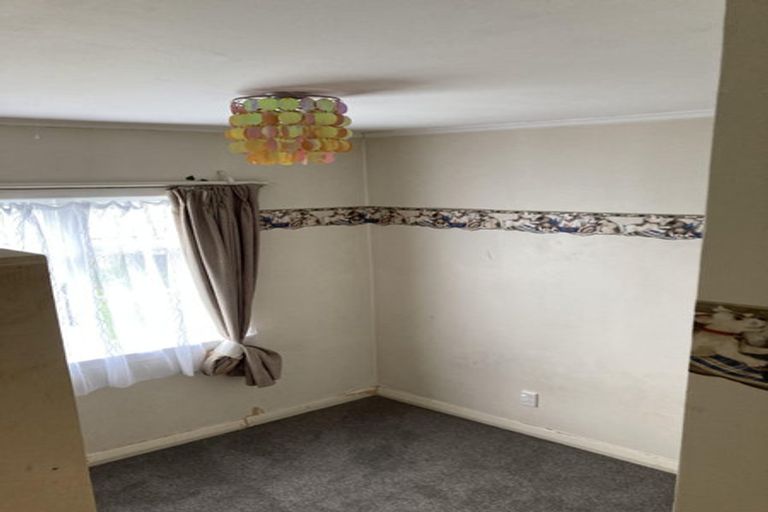 Photo of property in 54 Beauchamp Street, Tawa, Wellington, 5028
