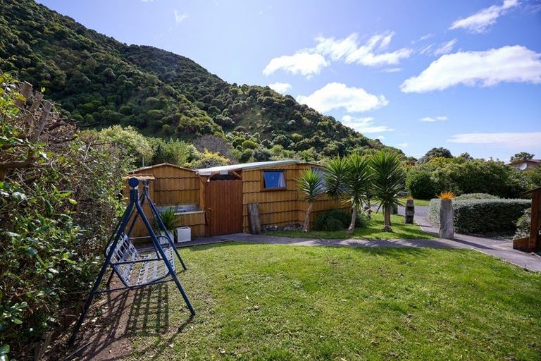 Photo of property in 17 Makura Road, Goose Bay, Kaikoura, 7374