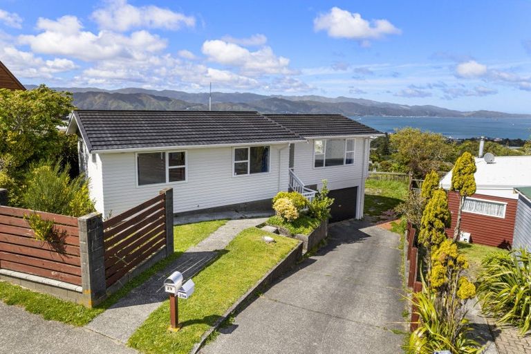 Photo of property in 29 Oakleigh Street, Maungaraki, Lower Hutt, 5010